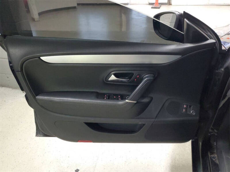 2010 Volkswagen CC Luxury