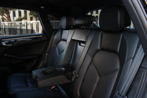 2016 Porsche Macan S