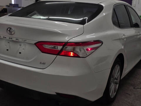 2018 Toyota Camry LE