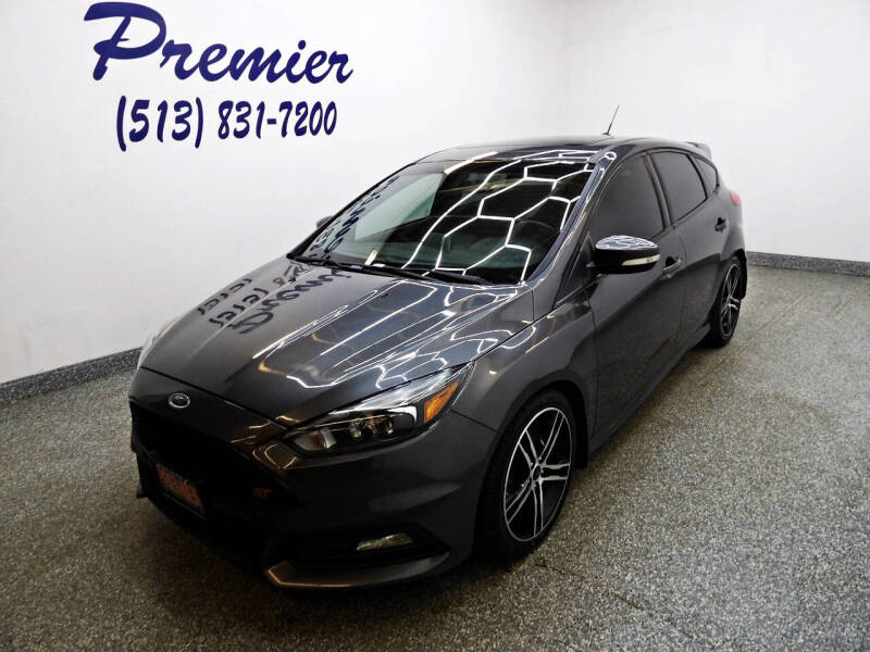 2017 Ford Focus ST's photo