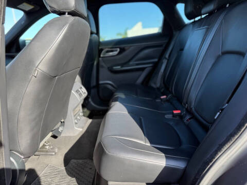 2017 Jaguar F-PACE 35t Premium