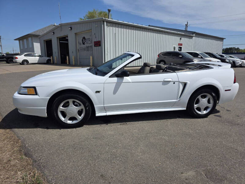 2000 Ford Mustang GT