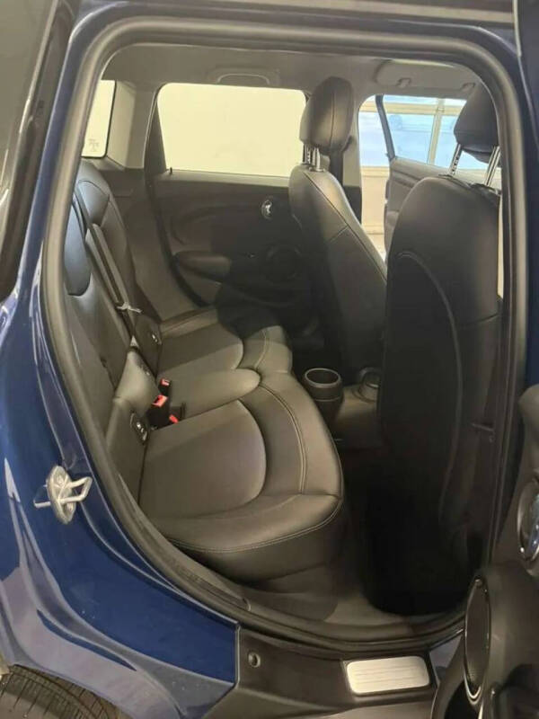 2017 MINI Hardtop 4 Door Cooper