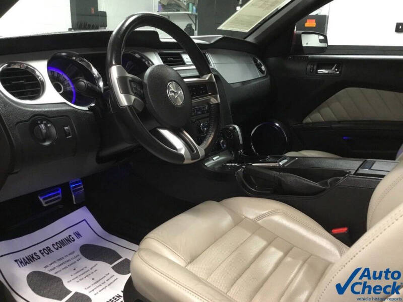 2013 Ford Mustang V6 Premium