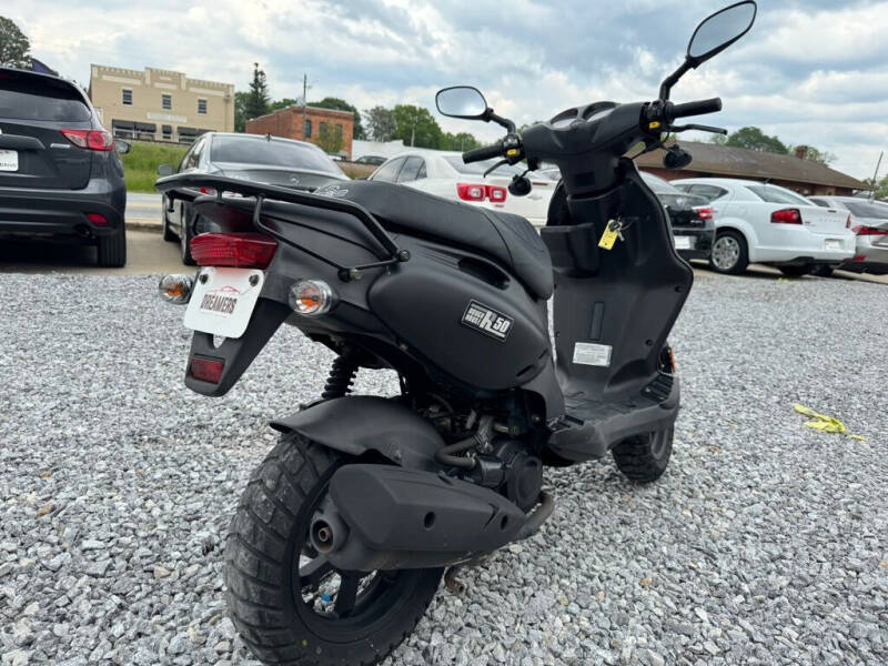 2020 ROUGHHOUSE R50 SCOOTER