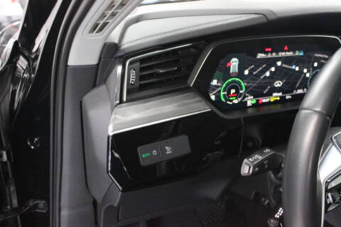 2024 Audi Q8 e-tron quattro Premium