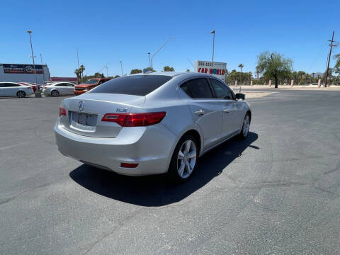 2013 Acura ILX 2.0L w/Tech