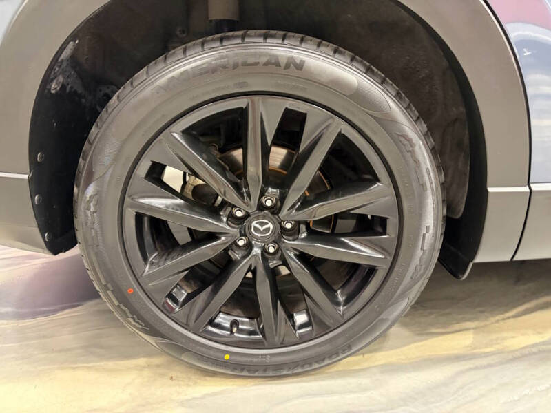2023 Mazda CX-9 Carbon Edition