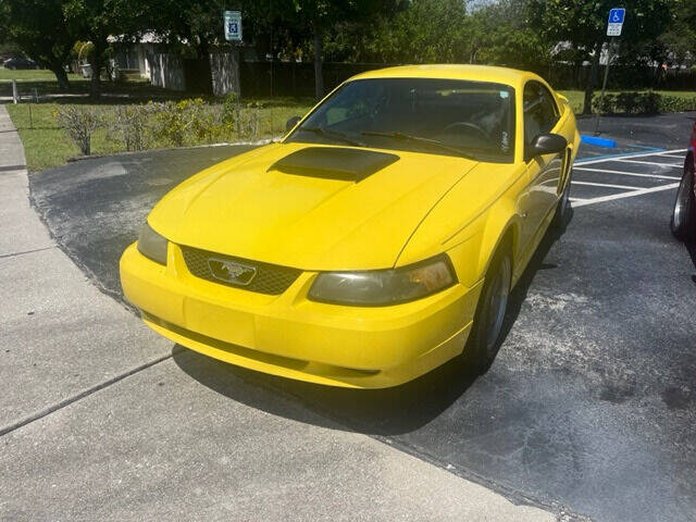 2001 FORD Mustang Coupe - $7,999