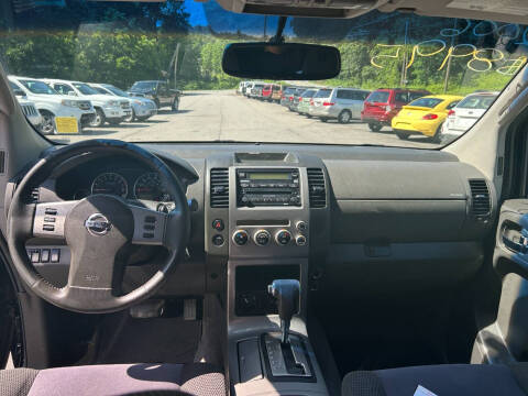 2006 Nissan Pathfinder SE Off-Road
