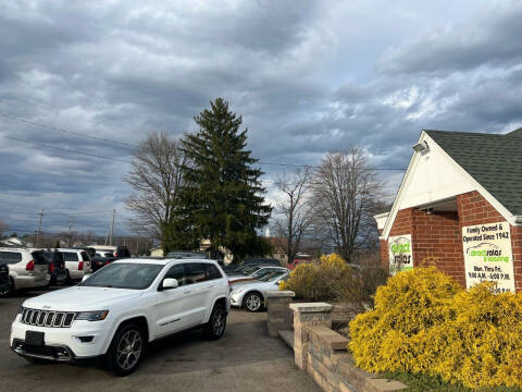 2018 Jeep Grand Cherokee for sale at Direct Sales & Leasing in Youngstown OH
