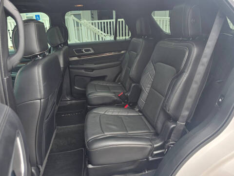 2016 Ford Explorer Platinum