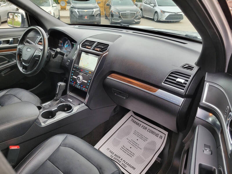2017 Ford Explorer Limited