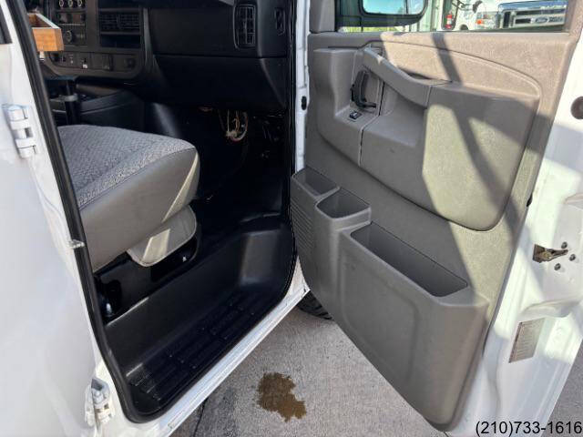 2016 Chevrolet Express 2500