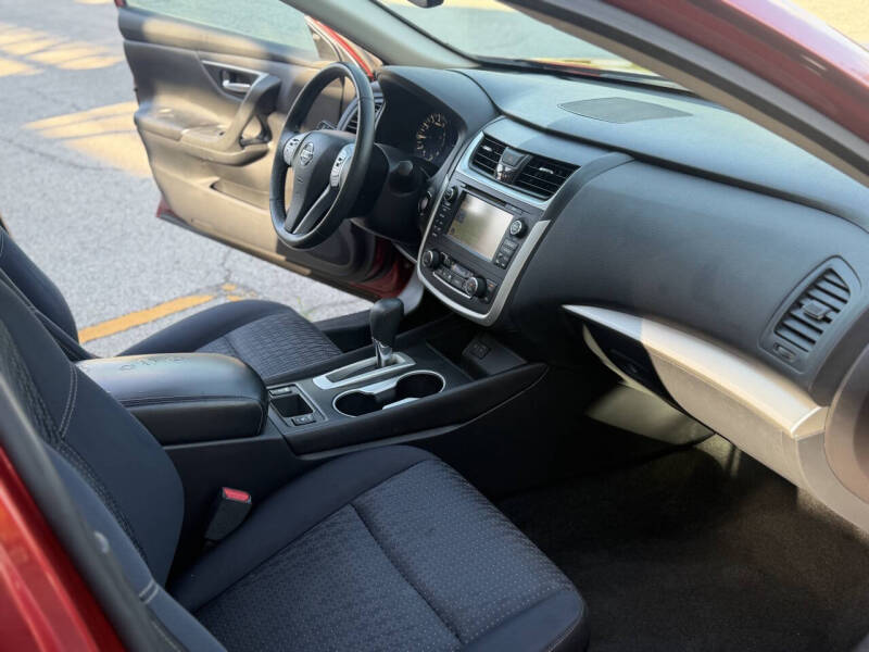 2017 Nissan Altima 2.5 SV