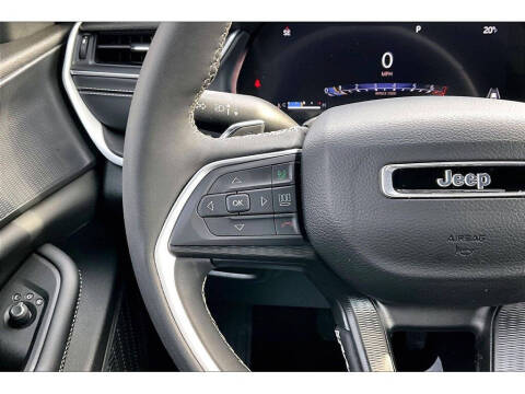 2024 Jeep Grand Cherokee L Altitude