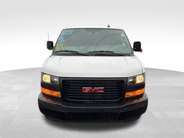 2025 GMC Savana 2500