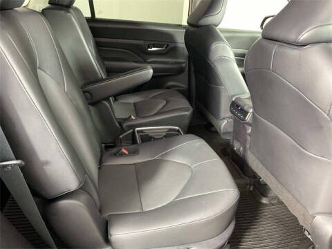 2025 Toyota Grand Highlander Hybrid XLE