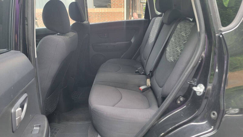 2011 Kia Soul +
