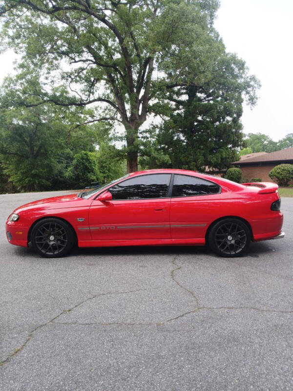 2004 Pontiac GTO