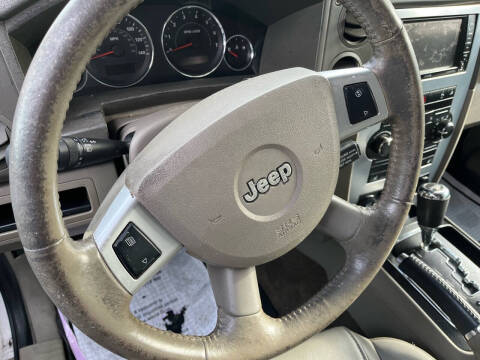 2010 Jeep Commander Sport