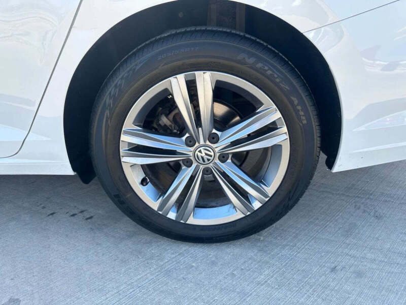 2019 Volkswagen Jetta SE