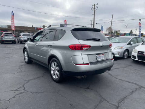 2006 Subaru B9 Tribeca 5-Pass.