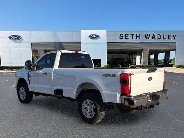 2025 Ford F-350 Super Duty XLT