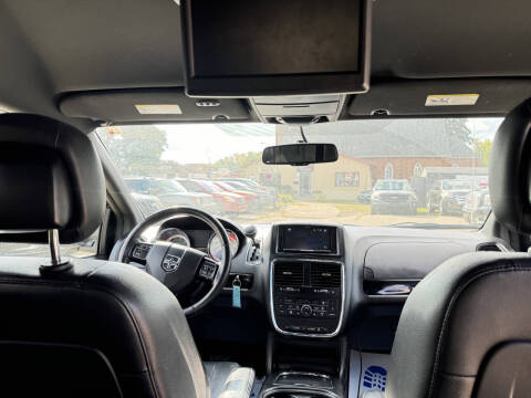 2015 Dodge Grand Caravan SXT Plus