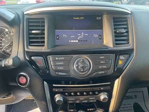 2017 Nissan Pathfinder