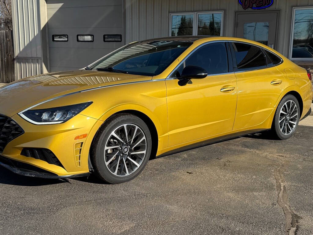 2020 Hyundai SONATA for sale at Legit Motors in Elkhart, IN