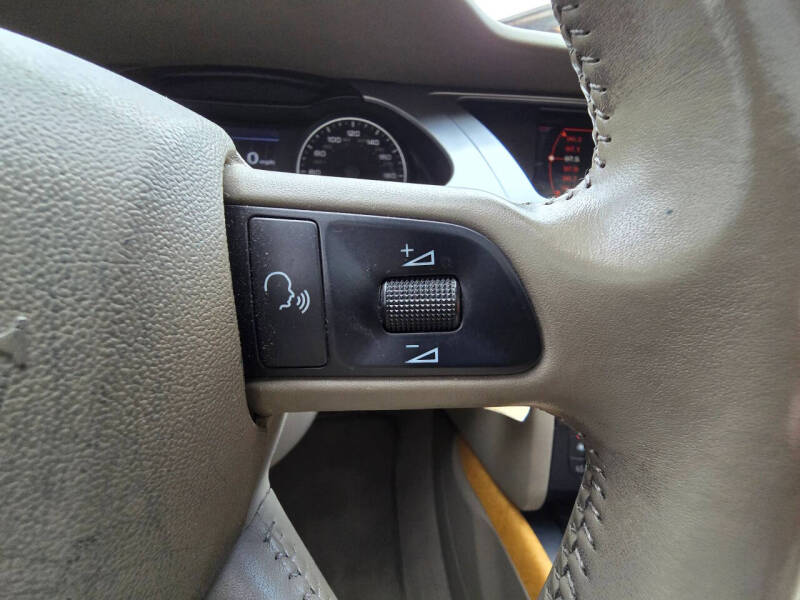 2009 Audi A4 2.0T quattro Premium Plus