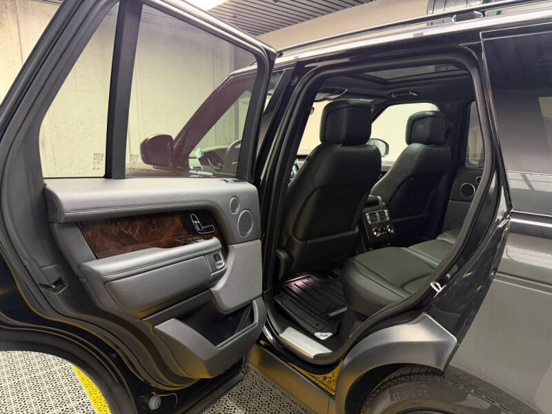 2020 Land Rover Range Rover P525 HSE