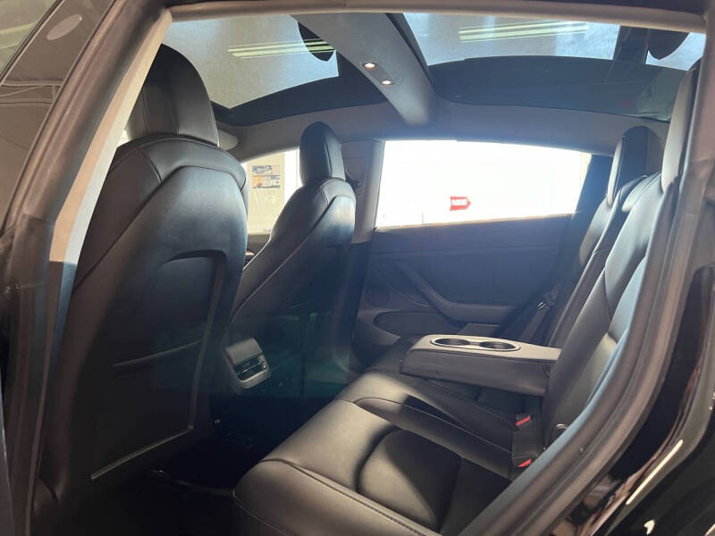 2022 Tesla Model 3 Base photo 23