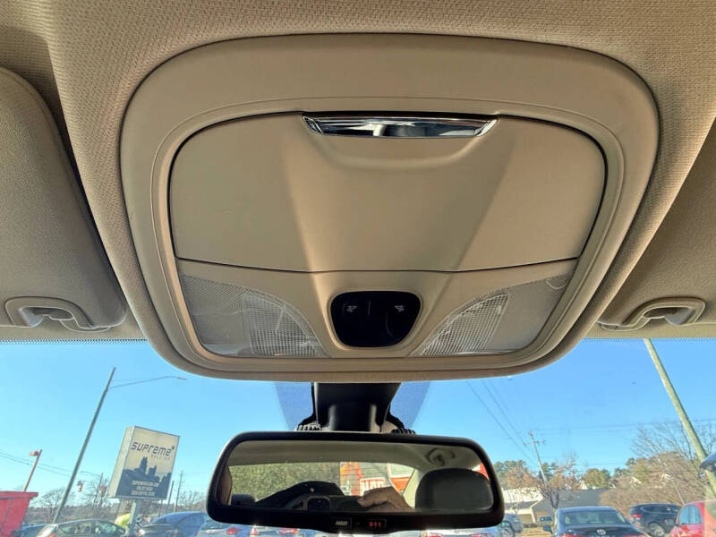 2017 Chrysler 200 Limited Platinum