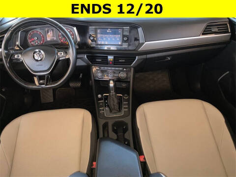 2019 Volkswagen Jetta R-Line