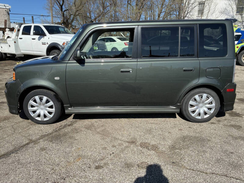 2005 Scion xB