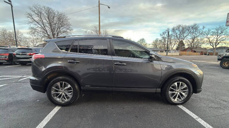 2016 Toyota RAV4 Hybrid XLE