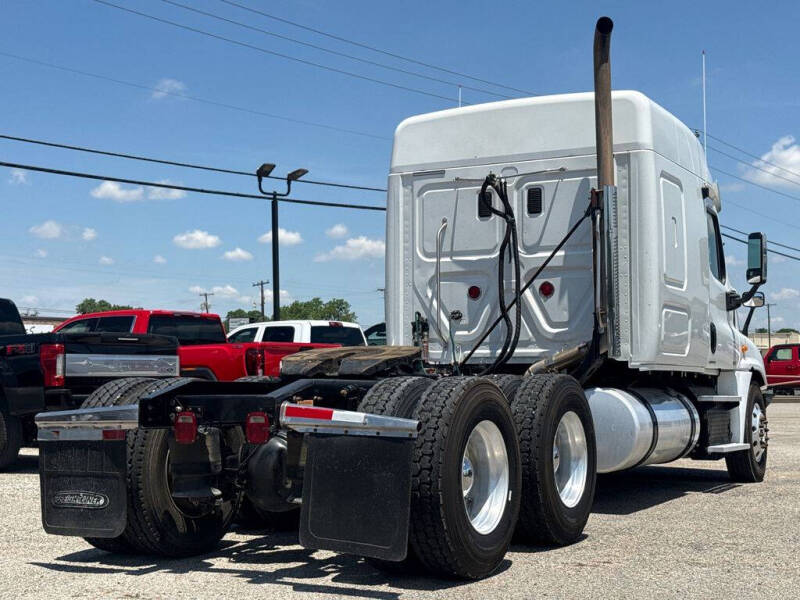 2012 Freightliner Cascadia