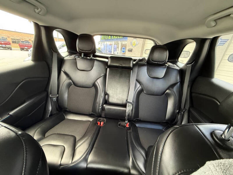 2021 Jeep Cherokee Latitude Plus