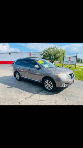 2013 Nissan Pathfinder for sale at One Way Auto Exchange in Milwaukee WI