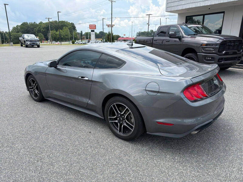 2022 Ford Mustang EcoBoost Premium