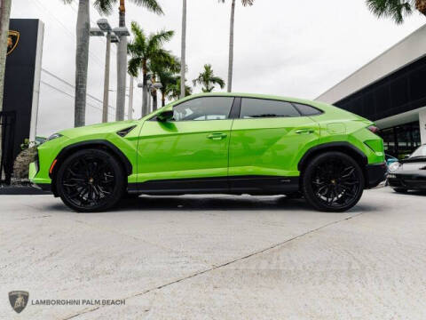 2025 Lamborghini Urus SE
