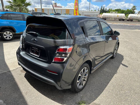 2018 Chevrolet Sonic LT Auto