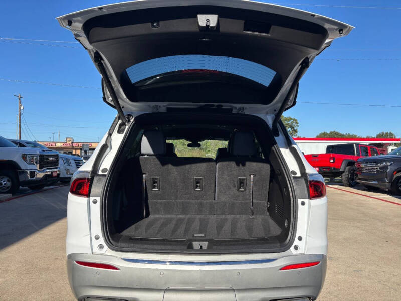 2022 Buick Enclave Essence