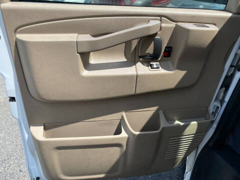 2019 Chevrolet Express 2500