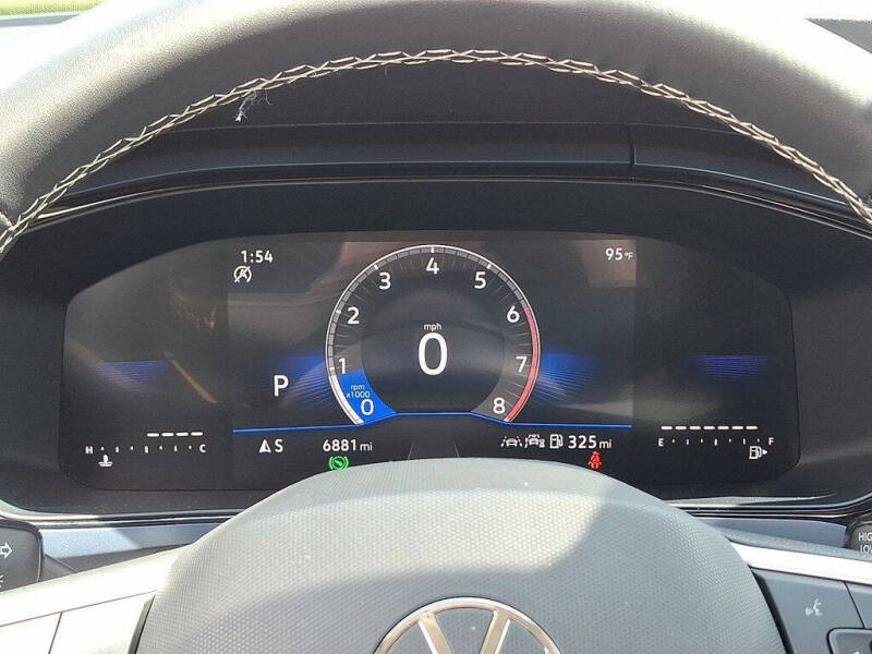 2024 Volkswagen Taos SE