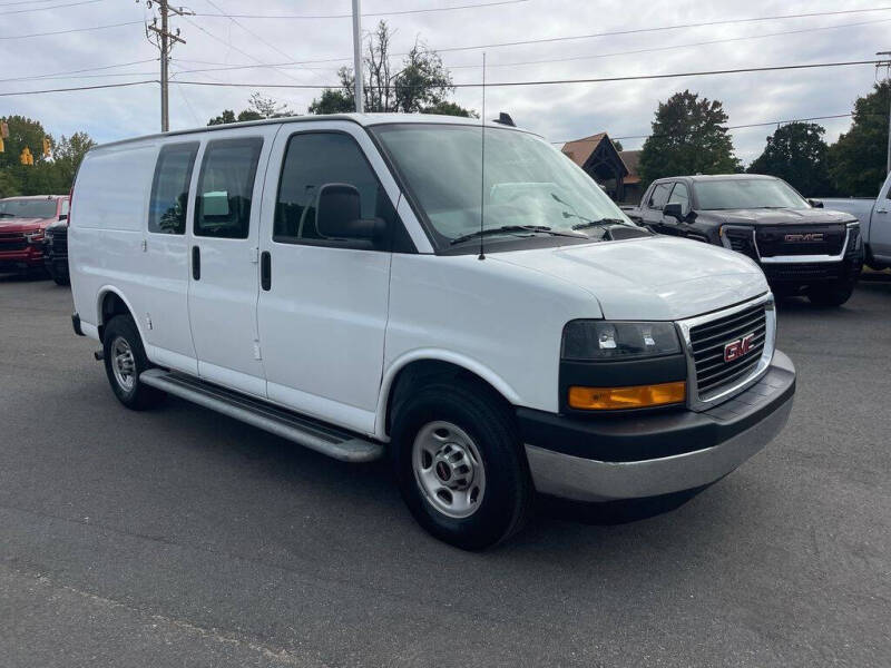 2023 GMC Savana 2500
