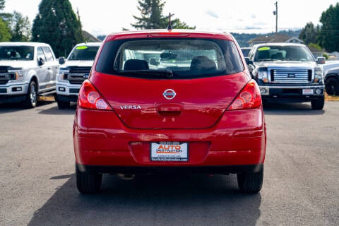 2010 Nissan Versa 1.8 S
