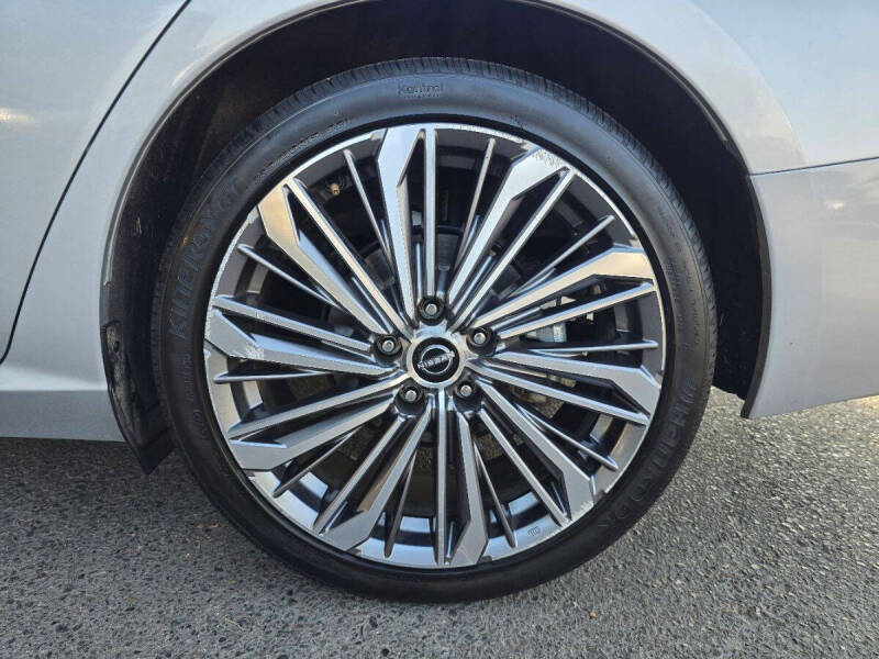 2023 Nissan Altima 2.5 SL